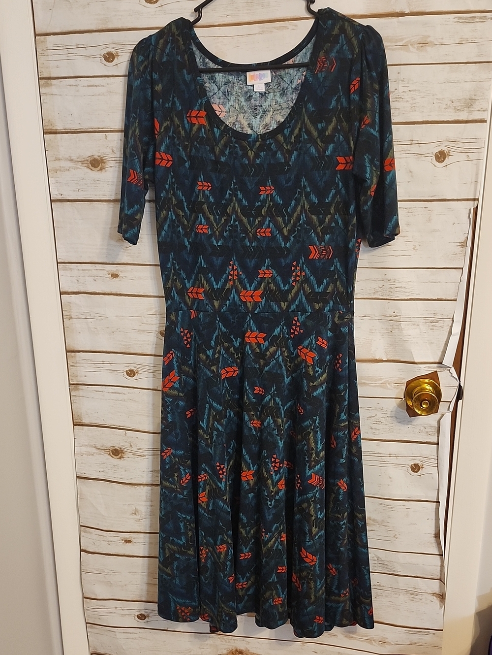 LuLaRoe Blue Teal Nicole Midi Dress with Red Arrow Print Large